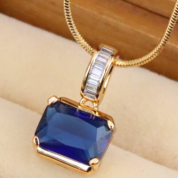 "Royal Blue Gemstone Pendant with Elegant Gold Plated Frame, XPPT1776 - Picture 1 of 13